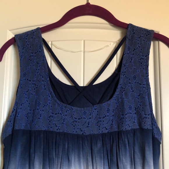 NWT World Unity Strappy Lace Sharkbite Hem Tank Sz Large - Picture 5 of 6